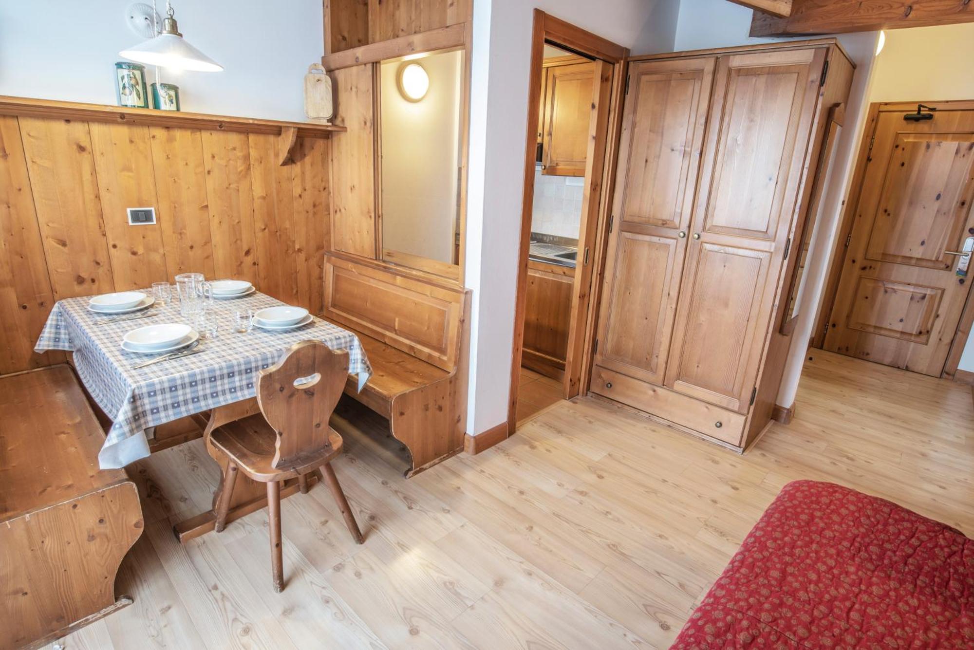 Sporting Aparthotel Сан-Мартино-ди-Кастроцца Экстерьер фото