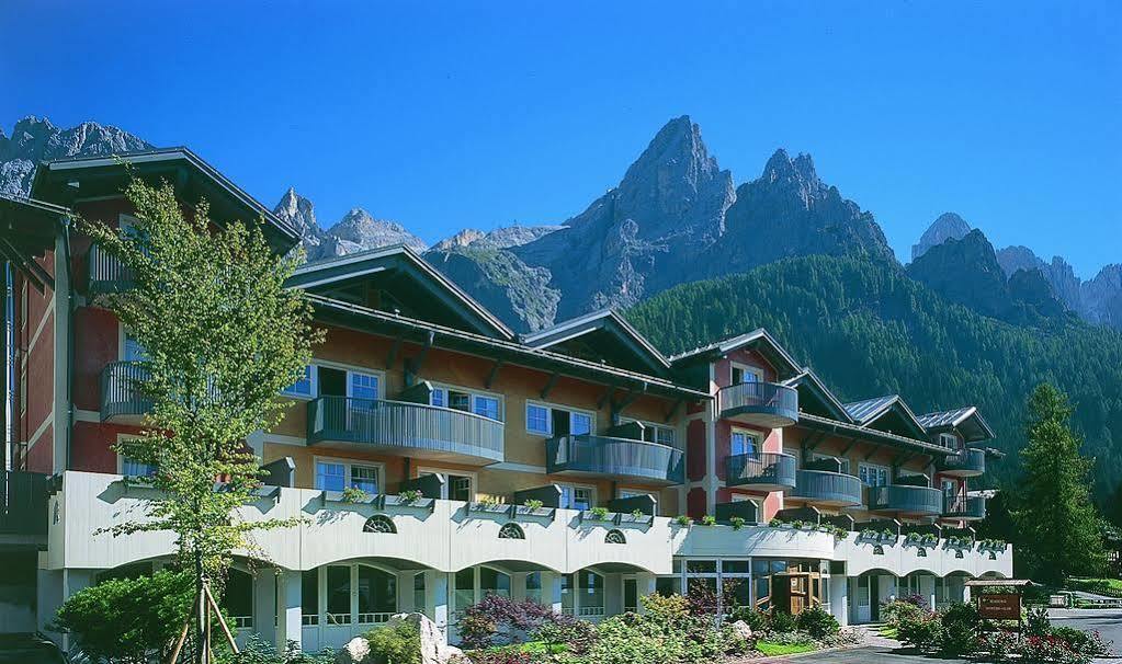 Sporting Aparthotel Сан-Мартино-ди-Кастроцца Экстерьер фото